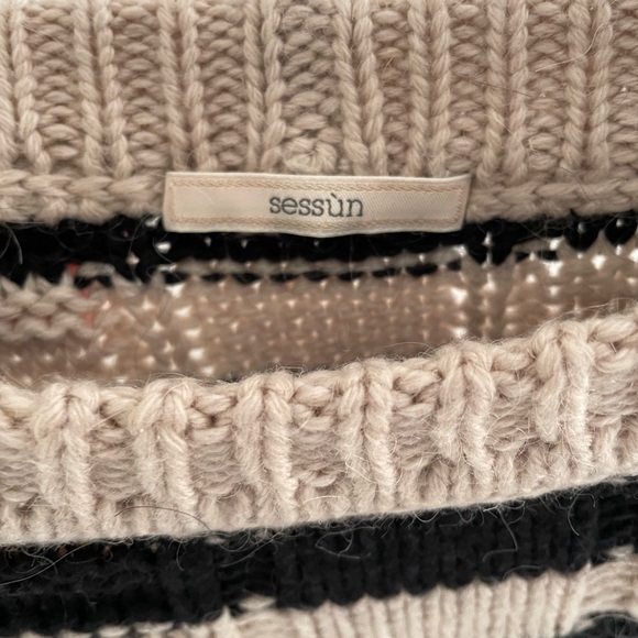 Sessun stripe sweater size small - Picture 4 of 4